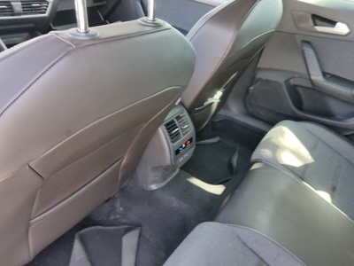 SEAT León 1.4 e-Hybrid S&S Xcellence Go L DSG-6 150 kW (204 CV) 10 SEAT León 1.4 e-Hybrid S&S Xcellence Go L DSG-6 150 kW (204 CV) 10