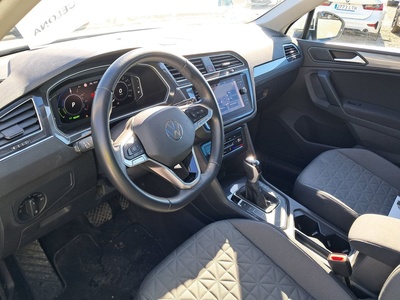 Volkswagen Tiguan Life 1.4 TSI eHybrid 180 kW (245 CV) DSG 7 Volkswagen Tiguan Life 1.4 TSI eHybrid 180 kW (245 CV) DSG 7