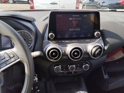 Nissan Juke DIG-T Acenta 84 kW (114 CV) 11 Nissan Juke DIG-T Acenta 84 kW (114 CV) 11