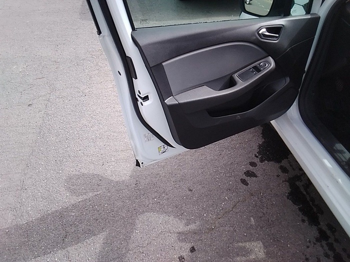 Renault Clio Business Blue dCi 63 kW (85 CV) Vehículo usado en Madrid Renault Clio Business Blue dCi 63 kW (85 CV) Vehículo usado en Madrid