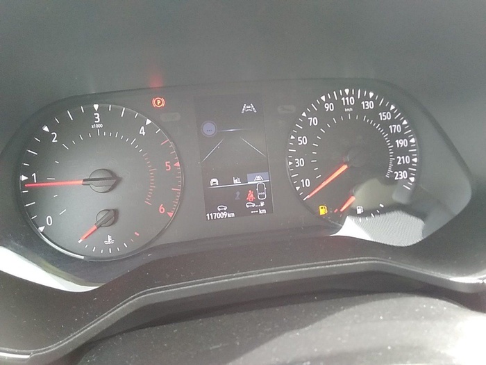 Renault Clio Business Blue dCi 63 kW (85 CV) Vehículo usado en Madrid Renault Clio Business Blue dCi 63 kW (85 CV) Vehículo usado en Madrid