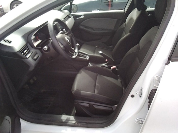 Renault Clio Business Blue dCi 63 kW (85 CV) Vehículo usado en Madrid Renault Clio Business Blue dCi 63 kW (85 CV) Vehículo usado en Madrid