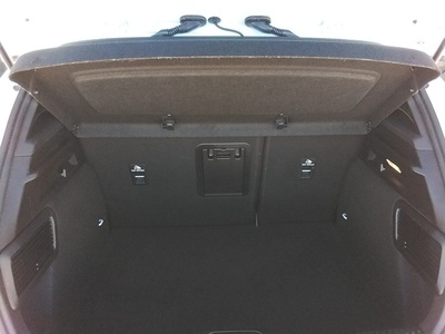 Ford Focus 1.0 Ecoboost MHEV ST-Line Style 92 kW (125 CV) 14 Ford Focus 1.0 Ecoboost MHEV ST-Line Style 92 kW (125 CV) 14