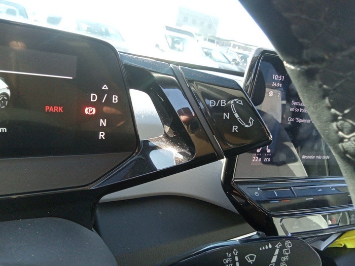 Volkswagen ID.3 Business Automático 1 vel. 150 kW (204 CV) Vehículo usado en Madrid Volkswagen ID.3 Business Automático 1 vel. 150 kW (204 CV) Vehículo usado en Madrid