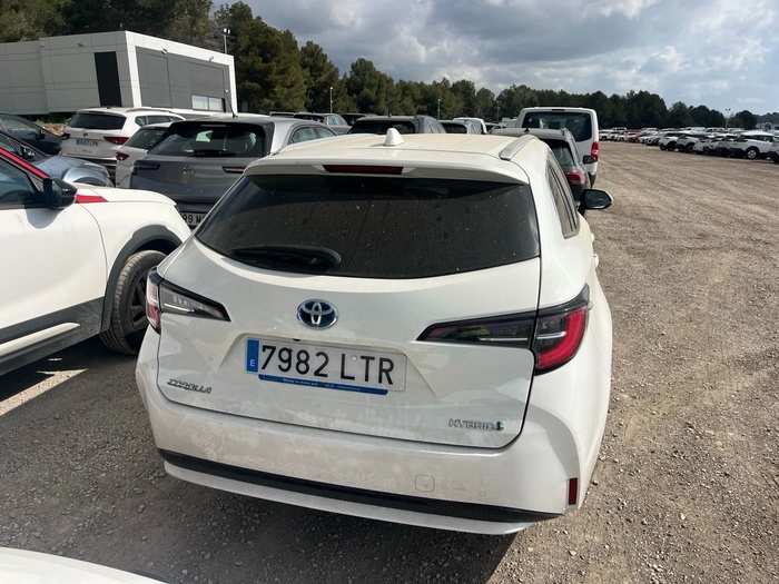 Toyota Corolla Touring Sport 125H Style E-CVT 90 kW (122 CV) Vehículo usado en Madrid Toyota Corolla Touring Sport 125H Style E-CVT 90 kW (122 CV) Vehículo usado en Madrid