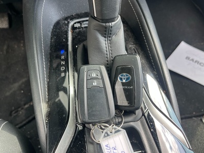 Toyota Corolla Touring Sport 125H Style E-CVT 90 kW (122 CV) 14 Toyota Corolla Touring Sport 125H Style E-CVT 90 kW (122 CV) 14