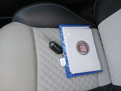 Fiat 500 1.0 Hybrid Dolcevita 51 kW (70 CV) 9 Fiat 500 1.0 Hybrid Dolcevita 51 kW (70 CV) 9