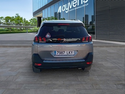 Peugeot 5008 BlueHDi 130 S&S Allure 96 kW (130 CV) 5 Peugeot 5008 BlueHDi 130 S&S Allure 96 kW (130 CV) 5