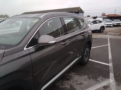 Hyundai Santa Fe 1.6 TGDi HEV Maxx 4x2 Auto 169 kW (230 CV) 13 Hyundai Santa Fe 1.6 TGDi HEV Maxx 4x2 Auto 169 kW (230 CV) 13
