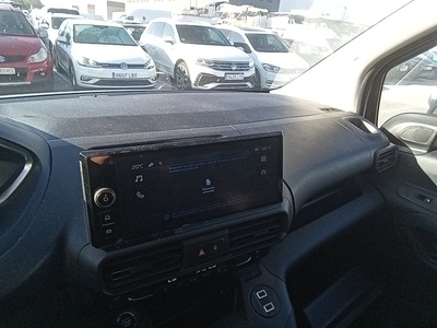 Peugeot Partner Furgon BlueHDi 100 Standard 600kg 75 kW (102 CV) 12 Peugeot Partner Furgon BlueHDi 100 Standard 600kg 75 kW (102 CV) 12