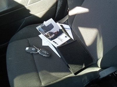 Peugeot Partner Furgon BlueHDi 100 Standard 600kg 75 kW (102 CV) 14 Peugeot Partner Furgon BlueHDi 100 Standard 600kg 75 kW (102 CV) 14