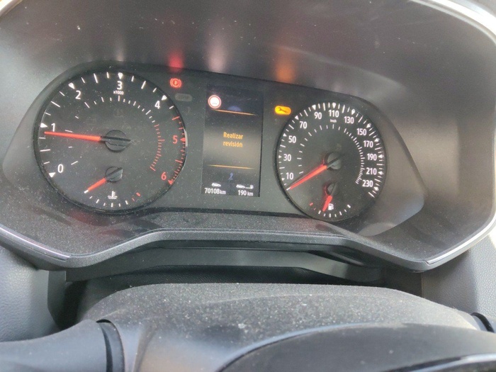 Renault Clio Business Blue dCi 63 kW (85 CV) Vehículo usado en Madrid Renault Clio Business Blue dCi 63 kW (85 CV) Vehículo usado en Madrid