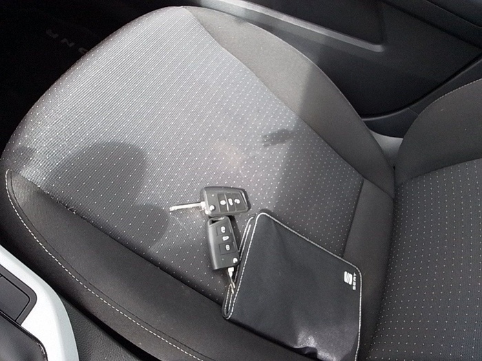 SEAT Arona 1.0 TSI Style 81 kW (110 CV) Vehículo usado en Madrid SEAT Arona 1.0 TSI Style 81 kW (110 CV) Vehículo usado en Madrid