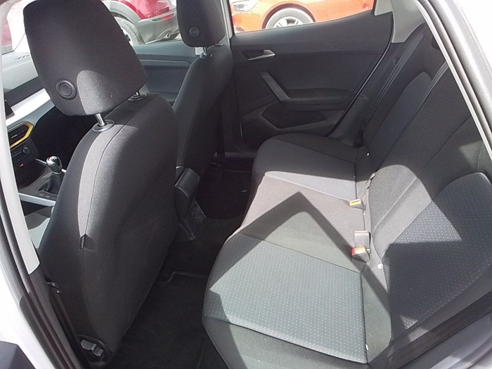 SEAT Arona 1.0 TSI Style 81 kW (110 CV) Vehículo usado en Madrid SEAT Arona 1.0 TSI Style 81 kW (110 CV) Vehículo usado en Madrid