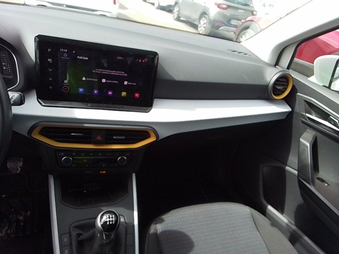 SEAT Arona 1.0 TSI Style 81 kW (110 CV) Vehículo usado en Madrid SEAT Arona 1.0 TSI Style 81 kW (110 CV) Vehículo usado en Madrid