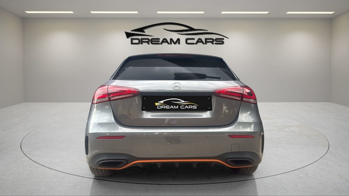 Mercedes-Benz Clase A 180 100 kW (136 CV) Vehículo usado en Madrid Mercedes-Benz Clase A 180 100 kW (136 CV) Vehículo usado en Madrid