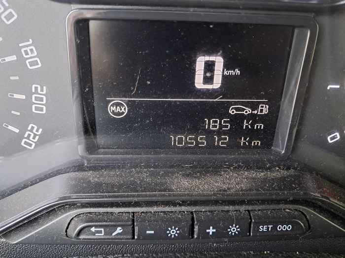 Citroen C3 BlueHDi 100 S&S Feel 73 kW (99 CV) Vehículo usado en Madrid Citroen C3 BlueHDi 100 S&S Feel 73 kW (99 CV) Vehículo usado en Madrid