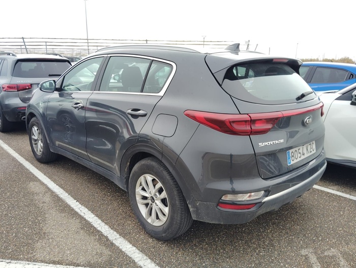 Kia Sportage 1.6 CRDi VGT Business 4x2 85 kW (115 CV) Vehículo usado en Madrid Kia Sportage 1.6 CRDi VGT Business 4x2 85 kW (115 CV) Vehículo usado en Madrid