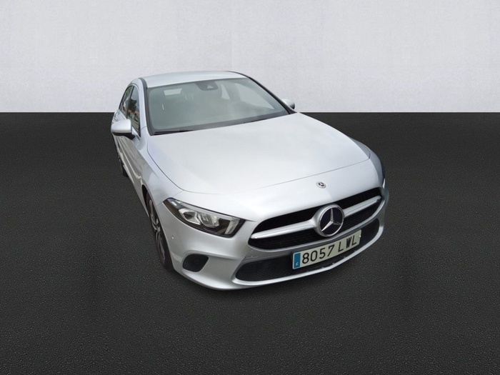 Mercedes-Benz Clase A 180 d 85 kW (116 CV) Vehículo usado en Madrid Mercedes-Benz Clase A 180 d 85 kW (116 CV) Vehículo usado en Madrid