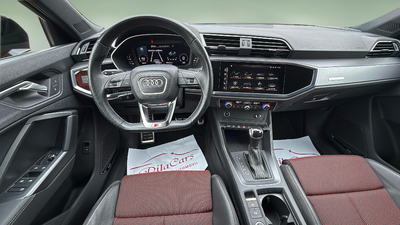 Audi Q3 Sportback Black line 35 TDI 110 kW (150 CV) S tronic 10 Audi Q3 Sportback Black line 35 TDI 110 kW (150 CV) S tronic 10