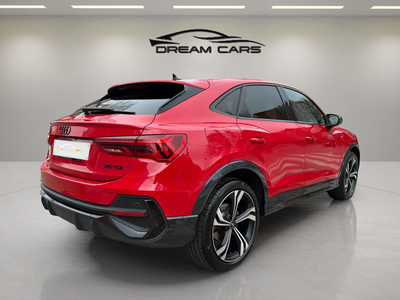 Audi Q3 Sportback Black line 35 TDI 110 kW (150 CV) S tronic 7 Audi Q3 Sportback Black line 35 TDI 110 kW (150 CV) S tronic 7