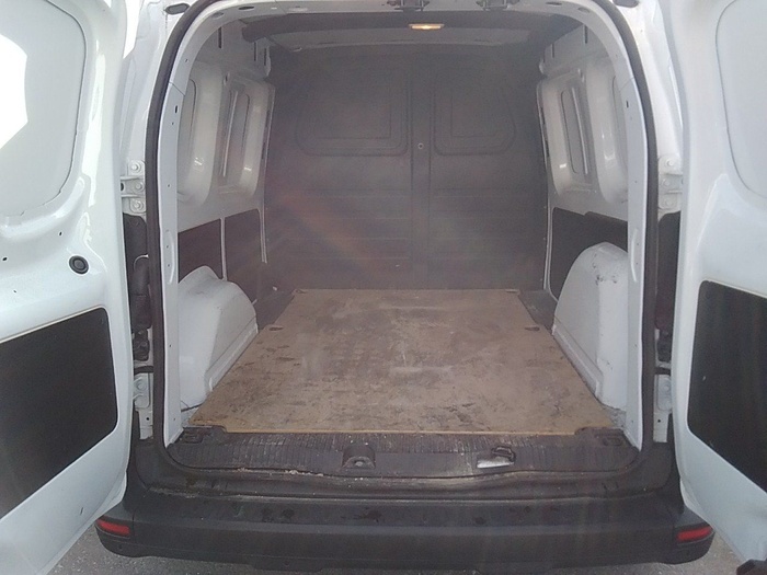 Renault Kangoo Furgon dCi Blue L1 70 kW (95 CV) Vehículo usado en Madrid Renault Kangoo Furgon dCi Blue L1 70 kW (95 CV) Vehículo usado en Madrid