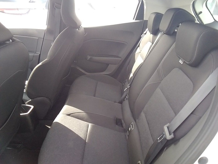 Renault Clio Equilibre TCe 66 kW (90 CV) Vehículo usado en Madrid Renault Clio Equilibre TCe 66 kW (90 CV) Vehículo usado en Madrid