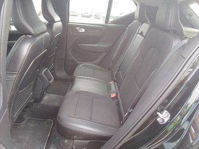Volvo XC40 D3 Business Plus Auto 110 kW (150 CV) 9 Volvo XC40 D3 Business Plus Auto 110 kW (150 CV) 9