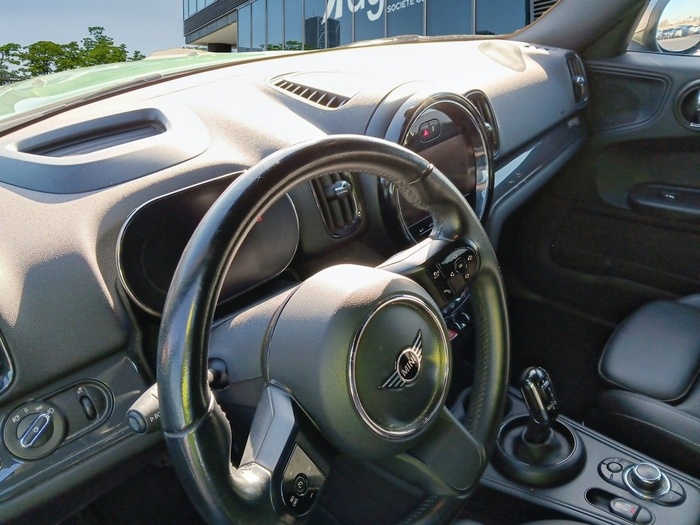 MINI MINI Countryman Cooper 100 kW (136 CV) Vehículo usado en Madrid MINI MINI Countryman Cooper 100 kW (136 CV) Vehículo usado en Madrid