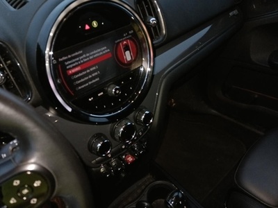 MINI MINI Countryman Cooper 100 kW (136 CV) 8 MINI MINI Countryman Cooper 100 kW (136 CV) 8