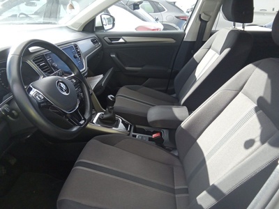 Volkswagen T-Roc Advance R-Line 1.0 TSI 81 kW (110 CV) 7 Volkswagen T-Roc Advance R-Line 1.0 TSI 81 kW (110 CV) 7