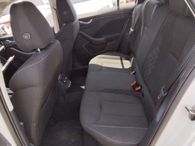 Skoda Kamiq 1.0 TSI Ambition DSG 81 kW (110 CV) 9 Skoda Kamiq 1.0 TSI Ambition DSG 81 kW (110 CV) 9