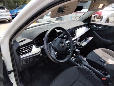 Skoda Kamiq 1.0 TSI Ambition DSG 81 kW (110 CV) 7 Skoda Kamiq 1.0 TSI Ambition DSG 81 kW (110 CV) 7