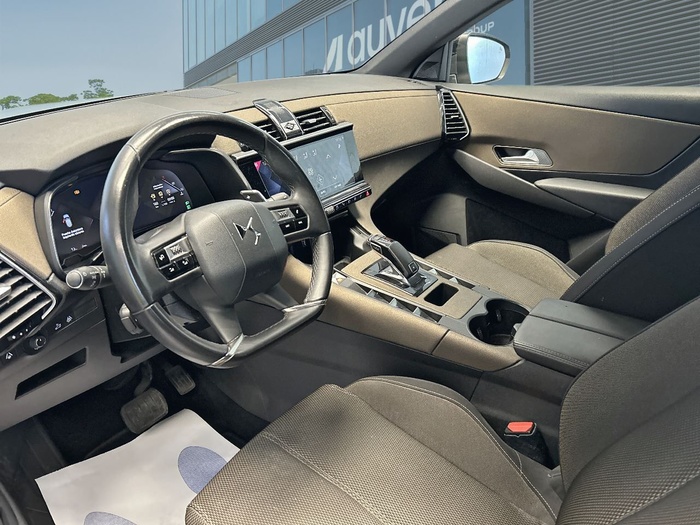 DS DS7 Crossback BlueHDi 180 So Chic Auto 132 kW (180 CV) Vehículo usado en Madrid DS DS7 Crossback BlueHDi 180 So Chic Auto 132 kW (180 CV) Vehículo usado en Madrid