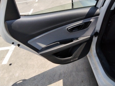 SEAT León 1.4 TGI GNC S&S Style 81 kW (110 CV) 15 SEAT León 1.4 TGI GNC S&S Style 81 kW (110 CV) 15