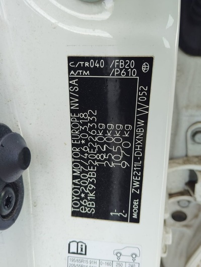 Toyota Corolla 1.8 125H Business Plus E-CVT 90 kW (122 CV) 8 Toyota Corolla 1.8 125H Business Plus E-CVT 90 kW (122 CV) 8