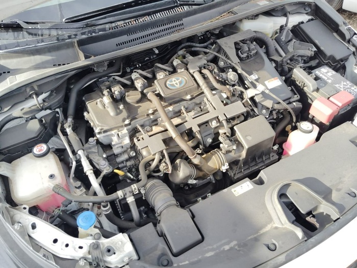 Toyota Corolla 1.8 125H Business Plus E-CVT 90 kW (122 CV) Vehículo usado en Madrid Toyota Corolla 1.8 125H Business Plus E-CVT 90 kW (122 CV) Vehículo usado en Madrid