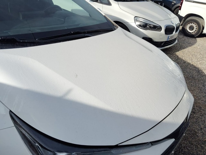 Toyota Corolla 1.8 125H Business Plus E-CVT 90 kW (122 CV) Vehículo usado en Madrid Toyota Corolla 1.8 125H Business Plus E-CVT 90 kW (122 CV) Vehículo usado en Madrid