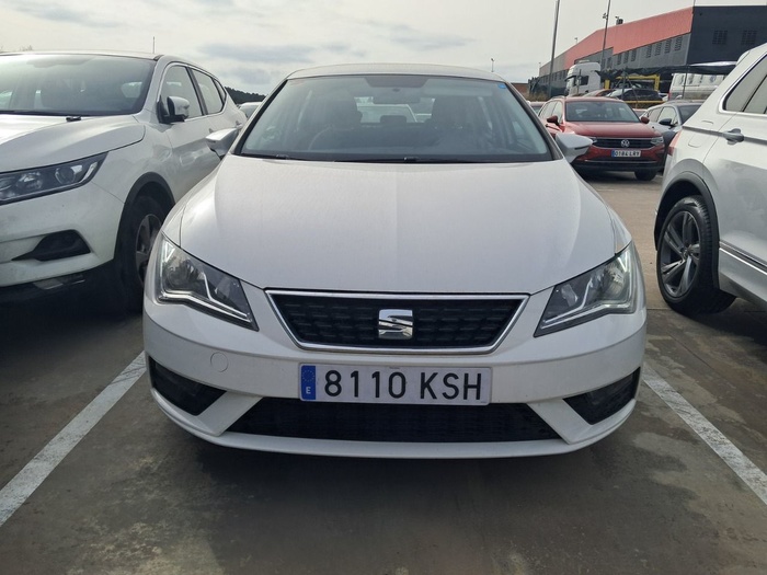 SEAT León 1.6 TDI S&S Reference Edition 85 kW (115 CV) Vehículo usado en Madrid SEAT León 1.6 TDI S&S Reference Edition 85 kW (115 CV) Vehículo usado en Madrid