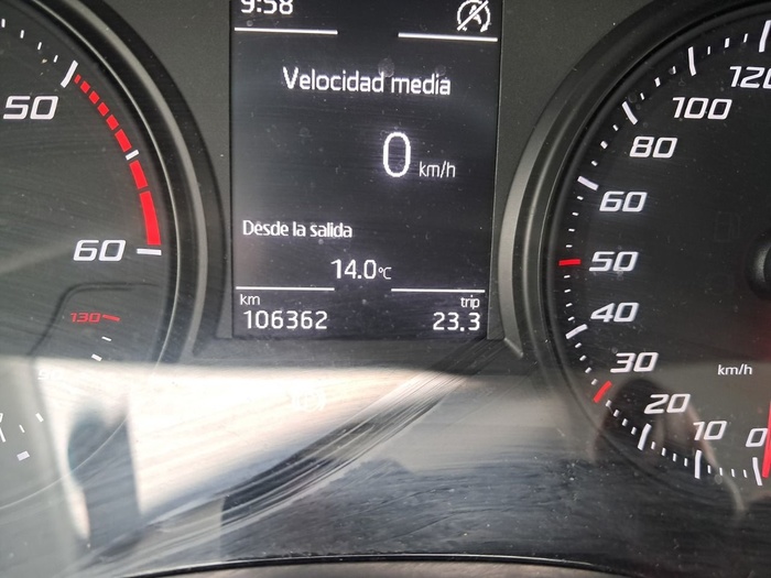 SEAT León 1.6 TDI S&S Reference Edition 85 kW (115 CV) Vehículo usado en Madrid SEAT León 1.6 TDI S&S Reference Edition 85 kW (115 CV) Vehículo usado en Madrid