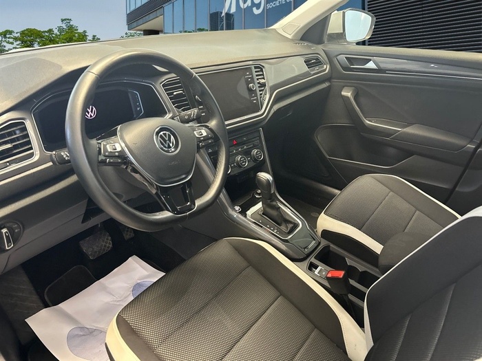 Volkswagen T-Roc Sport 2.0 TDI 110 kW (150 CV) DSG Vehículo usado en Madrid Volkswagen T-Roc Sport 2.0 TDI 110 kW (150 CV) DSG Vehículo usado en Madrid