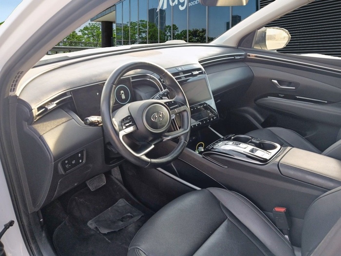 Hyundai Tucson 1.6 TGDI PHEV Style 4x4 Auto 195 kW (265 CV) Vehículo usado en Madrid Hyundai Tucson 1.6 TGDI PHEV Style 4x4 Auto 195 kW (265 CV) Vehículo usado en Madrid