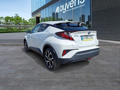 Toyota C-HR 1.8 125H Advance 90 kW (122 CV) 6 Toyota C-HR 1.8 125H Advance 90 kW (122 CV) 6
