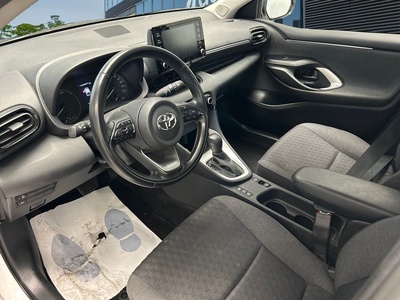 Toyota Yaris 120H Active Tech 85 kW (116 CV) 7 Toyota Yaris 120H Active Tech 85 kW (116 CV) 7