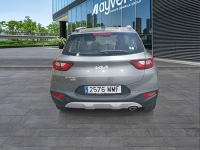 Kia Stonic 1.0 T-GDi MHEV Drive 74 kW (100 CV) 5 Kia Stonic 1.0 T-GDi MHEV Drive 74 kW (100 CV) 5