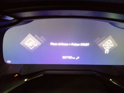 DS DS7 Crossback BlueHDi 180 So Chic Auto 132 kW (180 CV) 8 DS DS7 Crossback BlueHDi 180 So Chic Auto 132 kW (180 CV) 8