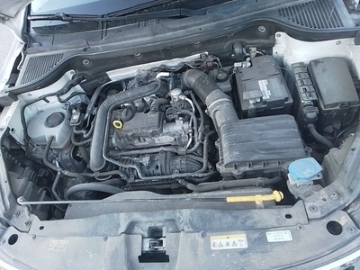 Skoda Karoq 1.0 TSI Ambition 81 kW (110 CV) 14 Skoda Karoq 1.0 TSI Ambition 81 kW (110 CV) 14