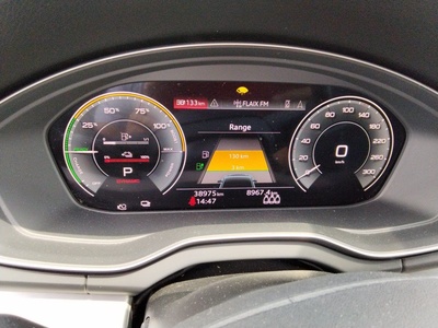 Audi Q5 Sportback TFSIe Black Line 50 TFSI e quattro-ultra 220 kW (299 CV) 8 Audi Q5 Sportback TFSIe Black Line 50 TFSI e quattro-ultra 220 kW (299 CV) 8