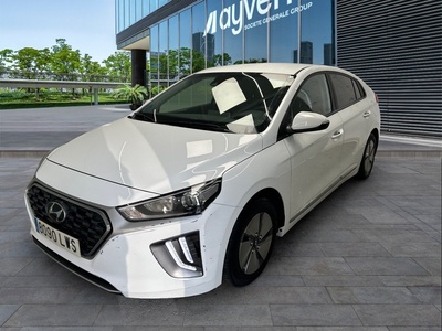 Hyundai Ioniq 1.6 GDI HEV Klass DCT 104 kW (141 CV) 1 Hyundai Ioniq 1.6 GDI HEV Klass DCT 104 kW (141 CV) 1