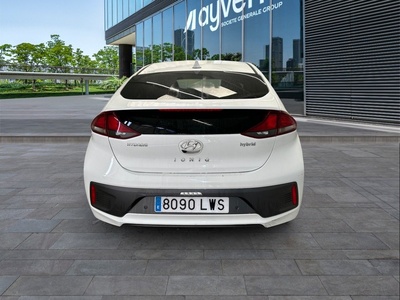 Hyundai Ioniq 1.6 GDI HEV Klass DCT 104 kW (141 CV) 5 Hyundai Ioniq 1.6 GDI HEV Klass DCT 104 kW (141 CV) 5